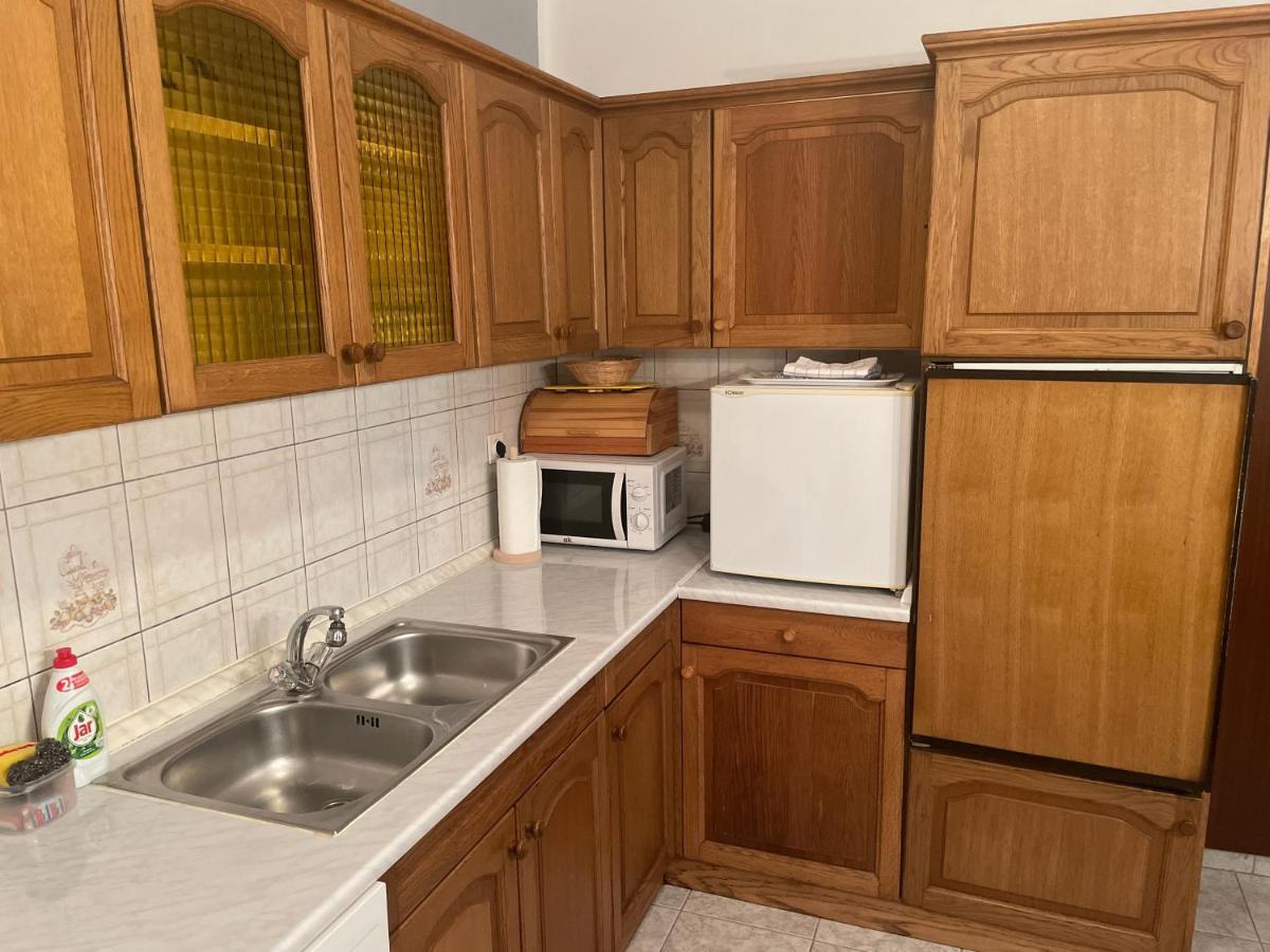 Apartmani Nina Crikvenica Buitenkant foto