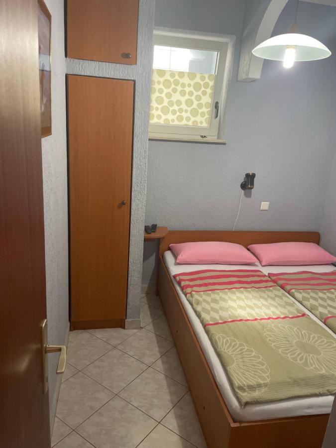 Apartmani Nina Crikvenica Buitenkant foto