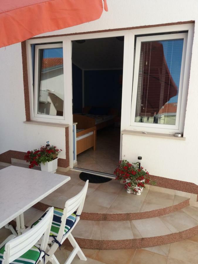 Apartmani Nina Crikvenica Buitenkant foto