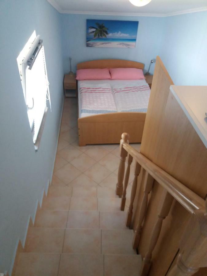 Apartmani Nina Crikvenica Buitenkant foto