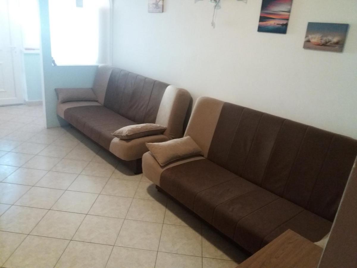 Apartmani Nina Crikvenica Buitenkant foto
